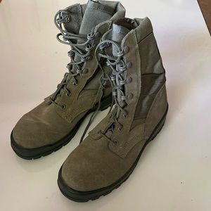 Vibran combat boots